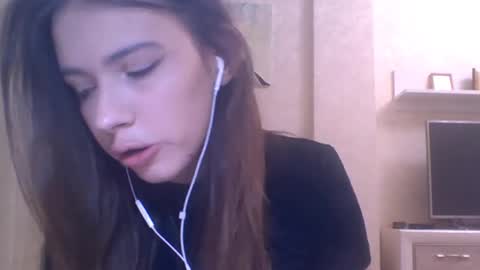 Snapshot of joelbigalk chatting on 10/17/25, 04:09 Jennifer online show from 10/17/25, 04:09