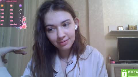 Jennifer online show from 04/22/26, 05:36