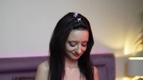  Joelle  online show from 11/26/25, 09:49