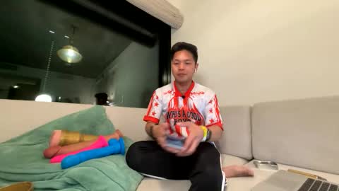 Joey De la Cruz online show from 05/17/26, 10:44
