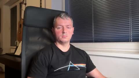 Snapshot of jogger1991 chatting on 03/05/26, 06:37 Jogger1991 online show from 03/05/26, 06:37