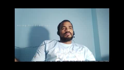 Snapshot of johan2222222222 chatting on 03/02/25, 05:33 johan2222222222 online show from 03/02/25, 05:33