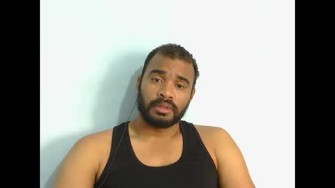 Snapshot of johan2222222222 chatting on 10/13/25, 01:33 johan2222222222 online show from 10/13/25, 01:33