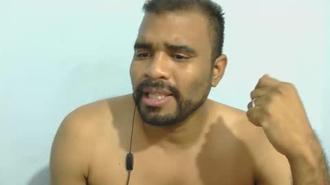 Snapshot of johan2222222222 chatting on 11/22/25, 10:09 johan2222222222 online show from 11/22/25, 10:09