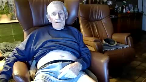 Snapshot of johan7_heet chatting on 12/31/24, 06:13 johan7 heet online show from 12/31/24, 06:13