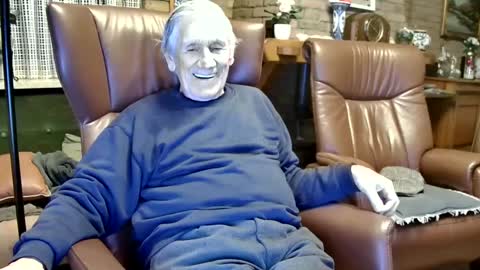 Snapshot of johan7_heet chatting on 01/12/25, 07:31 johan7 heet online show from 01/12/25, 07:31