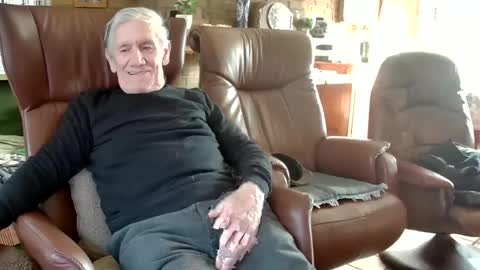 Snapshot of johan7_heet chatting on 02/21/25, 03:10 johan7 heet online show from 02/21/25, 03:10