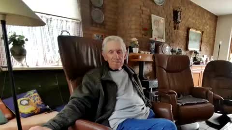 Snapshot of johan7_heet chatting on 05/17/26, 12:45 johan7 heet online show from 05/17/26, 12:45