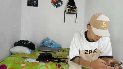 johan_and_antonella online show from 01/18/26, 01:09