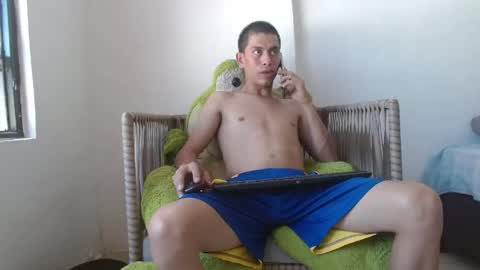Snapshot of johan_kitten chatting on 06/09/26, 05:35 johan online show from 06/09/26, 05:35