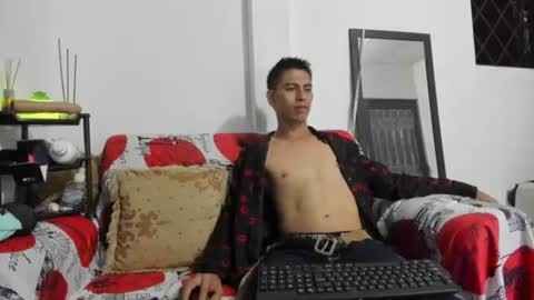 Snapshot of johan_kitten chatting on 07/31/26, 02:22 johan online show from 07/31/26, 02:22