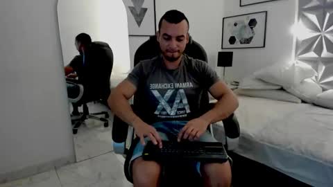 johan online show from 12/18/25, 11:05