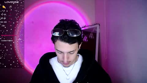 Snapshot of johan_parker222 chatting on 02/04/26, 03:01 johan_parker222 online show from 02/04/26, 03:01