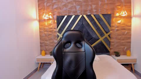 Johan Williams online show from 12/27/24, 11:28