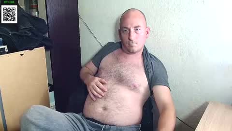 Snapshot of johanbarker chatting on 12/05/24, 07:17 Johan online show from 12/05/24, 07:17