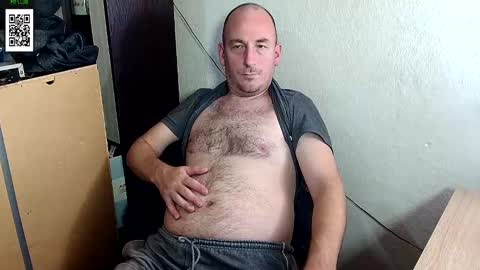 Snapshot of johanbarker chatting on 12/09/24, 05:08 Johan online show from 12/09/24, 05:08