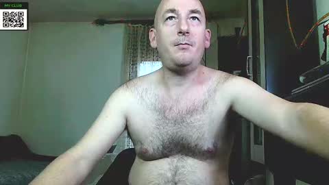 Snapshot of johanbarker chatting on 12/14/24, 01:16 Johan online show from 12/14/24, 01:16