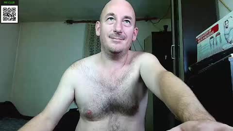 Snapshot of johanbarker chatting on 12/20/24, 06:56 Johan online show from 12/20/24, 06:56