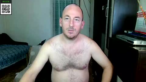 Snapshot of johanbarker chatting on 12/27/24, 04:43 Johan online show from 12/27/24, 04:43