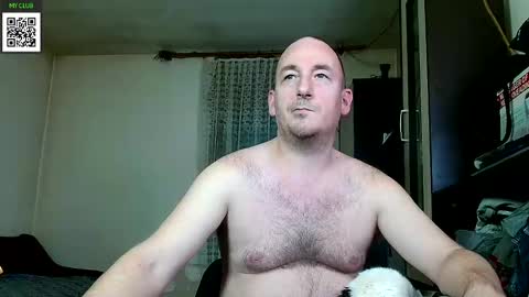 Snapshot of johanbarker chatting on 01/18/25, 06:32 Johan online show from 01/18/25, 06:32