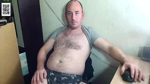 Snapshot of johanbarker chatting on 01/28/25, 06:07 Johan online show from 01/28/25, 06:07