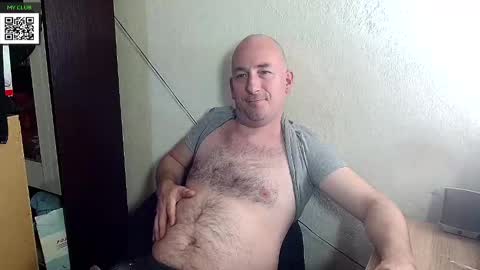 Snapshot of johanbarker chatting on 02/10/25, 05:19 Johan online show from 02/10/25, 05:19