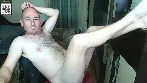 Snapshot of johanbarker chatting on 02/19/25, 02:23 Johan online show from 02/19/25, 02:23