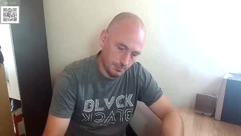 Snapshot of johanbarker chatting on 09/25/25, 11:14 Johan online show from 09/25/25, 11:14