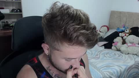 Snapshot of johanleonsweetboy chatting on 12/29/24, 04:16 JOHAN independient model online show from 12/29/24, 04:16