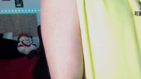 Snapshot of johanleonsweetboy chatting on 01/18/25, 12:46 JOHAN independient model online show from 01/18/25, 12:46