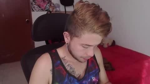 JOHAN independient model online show from 11/01/25, 01:13