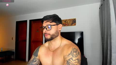 Snapshot of johatsu chatting on 12/28/24, 03:47 King - online show from 12/28/24, 03:47