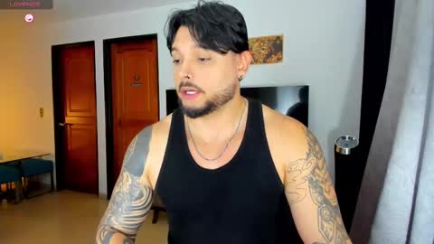 Snapshot of johatsu chatting on 03/07/25, 10:10 King - online show from 03/07/25, 10:10