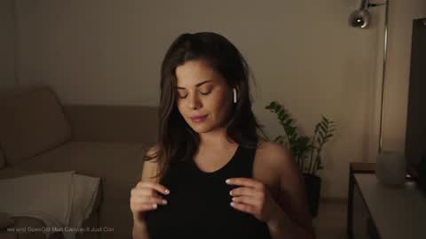 Jo online show from 04/15/26, 11:27