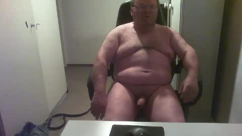 john341140 online show from 04/23/26, 10:23