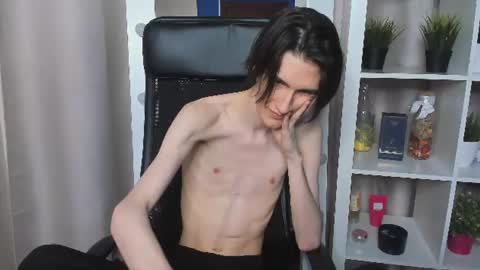 john__strong online show from 07/04/26, 04:02