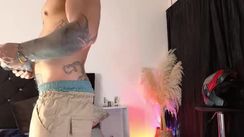 John  online show from 11/04/25, 11:09