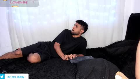 Snapshot of john_ellie_shelby chatting on 10/19/25, 09:48 John and Emily online show from 10/19/25, 09:48