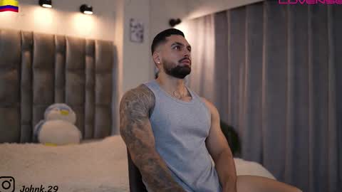 john online show from 11/19/25, 11:27