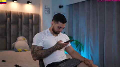 john online show from 02/24/26, 06:17