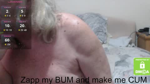 Snapshot of john_little_one chatting on 12/27/24, 12:12 JOHN online show from 12/27/24, 12:12