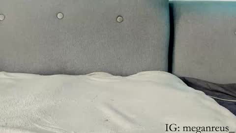 John carrie    Independent  Help me reach my goal 100 likes and 10000 followers  online show from 02/13/25, 07:03