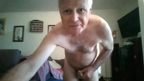 Snapshot of johndesnudado chatting on 06/12/26, 05:56 johndesnudado online show from 06/12/26, 05:56