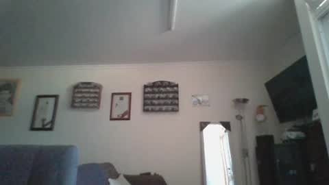 Snapshot of johndesnudado chatting on 06/13/26, 10:57 johndesnudado online show from 06/13/26, 10:57
