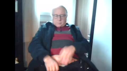 Snapshot of johnjohn6226623 chatting on 02/09/26, 02:10 johnjohn6226 online show from 02/09/26, 02:10