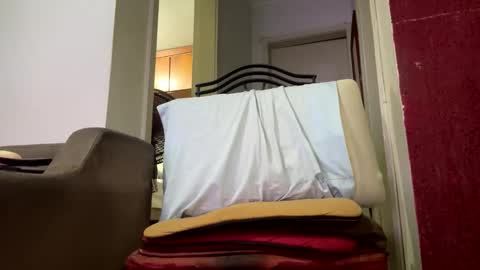 Snapshot of johnjow10 chatting on 03/02/26, 05:08 JOHN online show from 03/02/26, 05:08