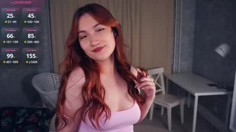 Snapshot of johnnietantum chatting on 11/27/25, 06:43 Rocio online show from 11/27/25, 06:43