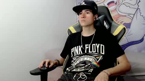 johnny_cagee online show from 01/17/25, 04:17