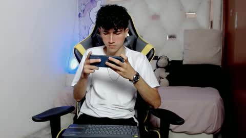 johnny_cagee online show from 01/09/26, 04:26