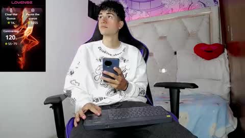 johnny_cagee online show from 03/24/26, 04:39